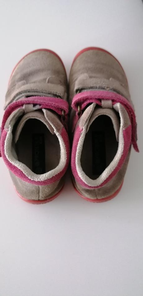 Margo fuxia, barefoot, protetika,31