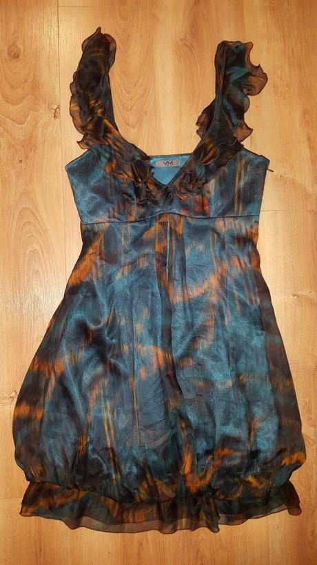 Pekné šaty vera mont č.38, 38