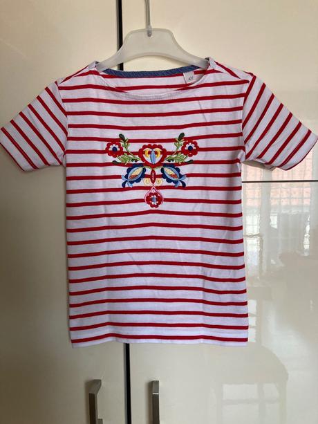 Tričko s folklornym motívom, 104