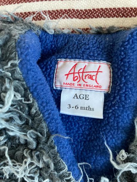 Vestička myší kožúšok, 62