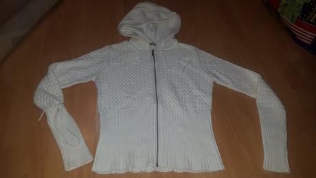 Sveter reserved, reserved,m