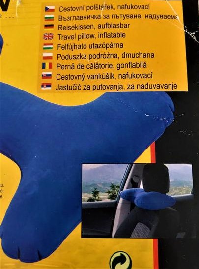 Nafukovací vankúš na cestovanie do auta,