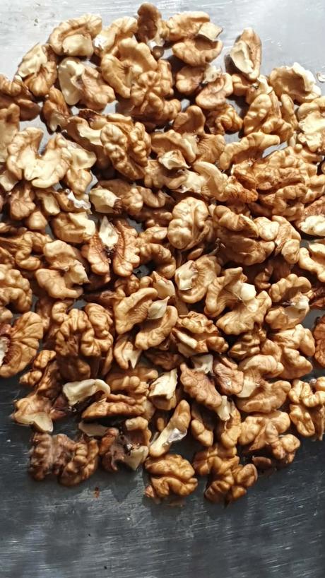 Vlašské orechy lúpané, 
