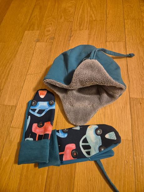 Set zimna ciapka a rukavice, 86