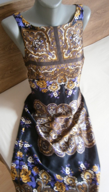 Dámske šaty -sinequanone- vel.36, 36