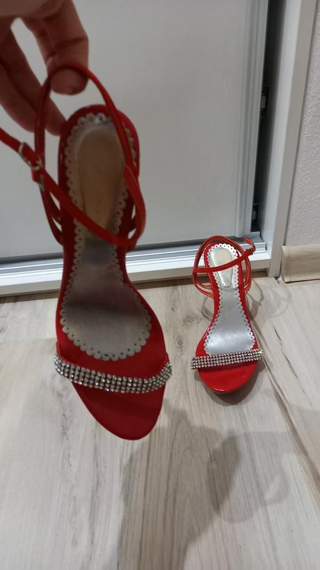 Sandalky na prilezitost 38/39, 38