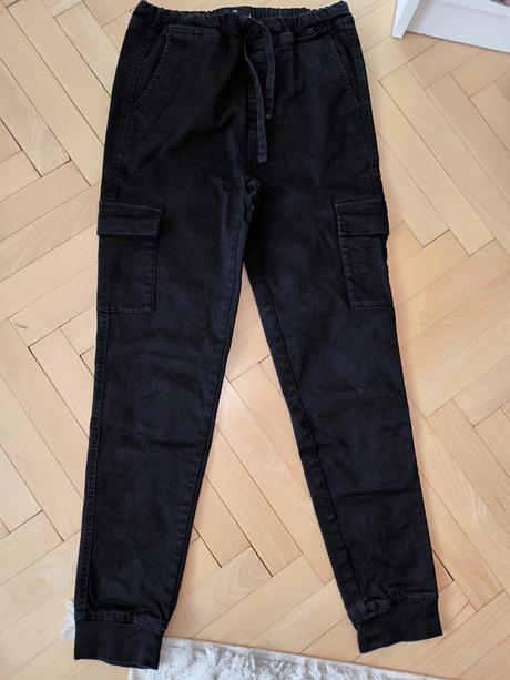 Kapsacove nohavice, 36