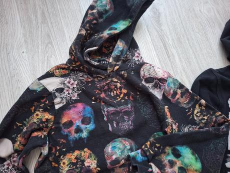 Mikiny spolu s, amisu,s