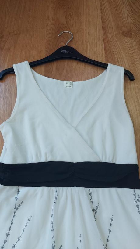 Kvetinové šatičky 38-40, 38