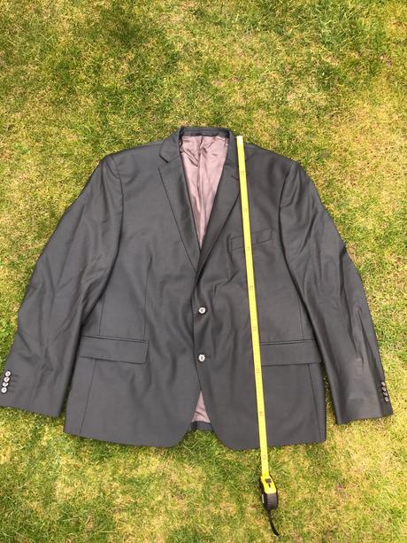 Pánsky čierny oblek, 58