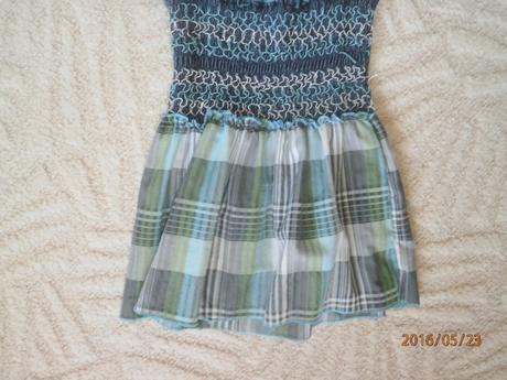 Dievčenské šatičky, 128