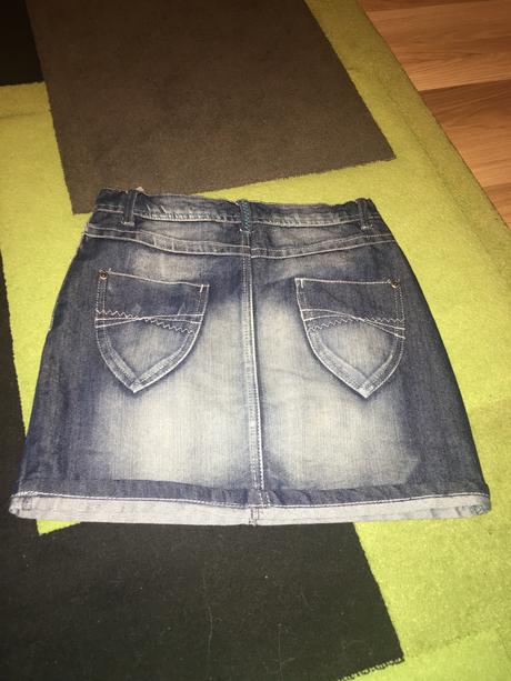 Rifľová sukňa, 146