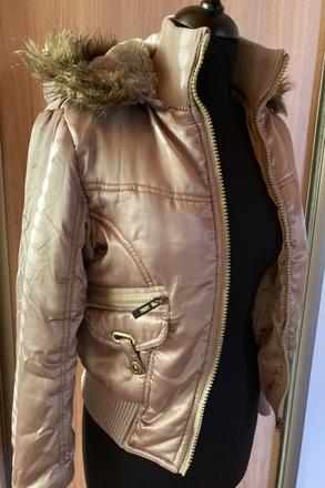 Bunda bomberka, metalýza, s