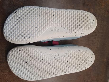 Barefoot belenka, be lenka,35