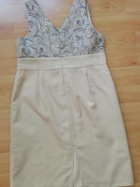 Spoločenské šaty, 46