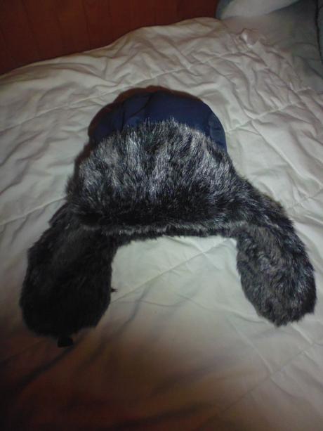 Čapica s rukavicami, l