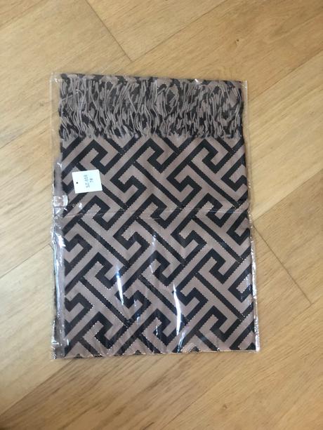 Tenší dlhý šál, l