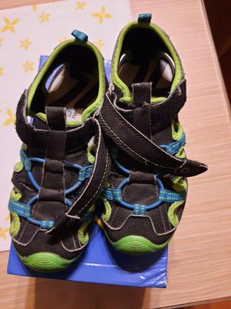 Chlapčenske sandále č.32, 32