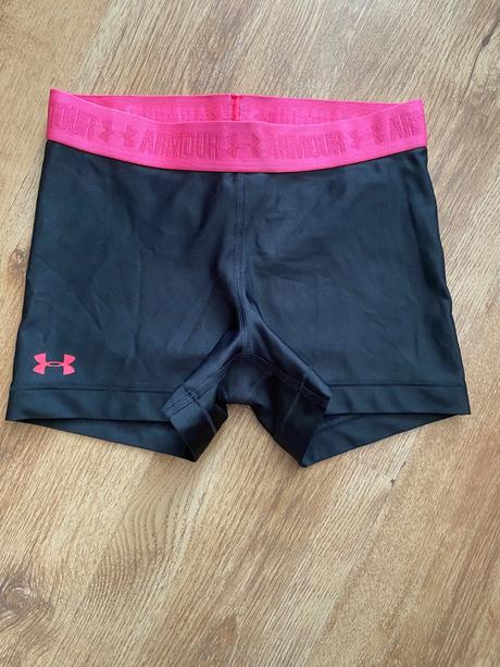 Under armour kratasy, under armour,m