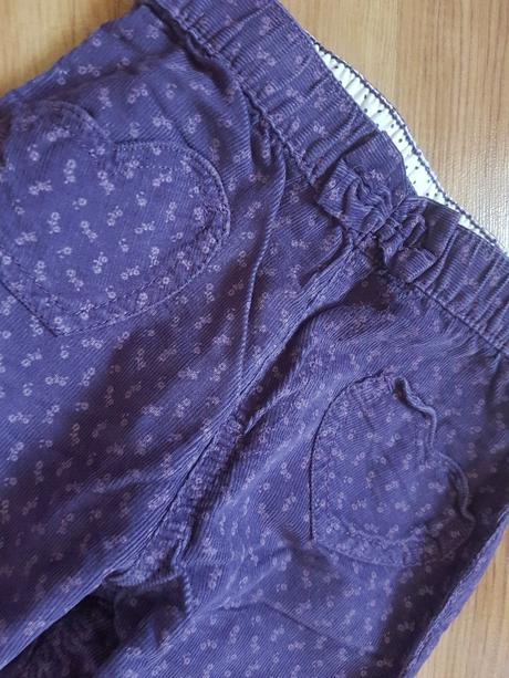 Zaujímavé nohavice, 80