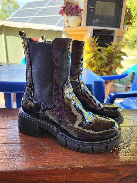 Čižmy +doporučené poštovné, deichmann,35
