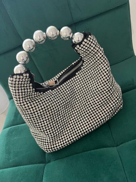 Spolocenska kabelka, 