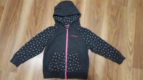 Mikinka mckenzie, 104