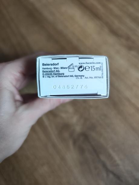 Eucerin očný krém,