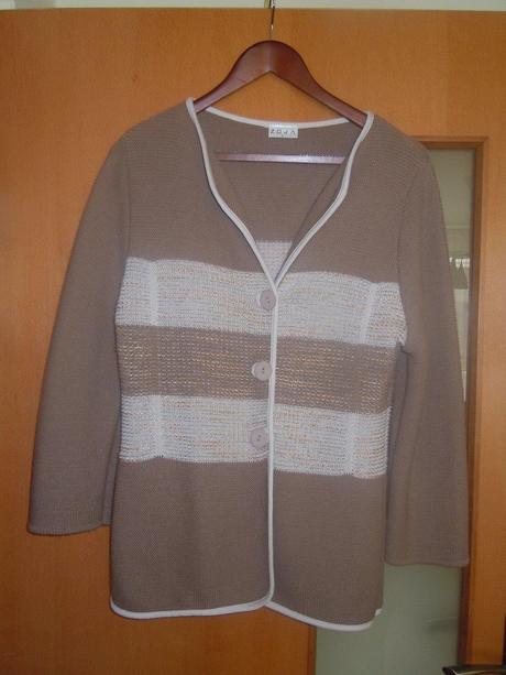 Nenosený svetrík, l