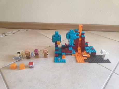 Lego minecraft 21168,
