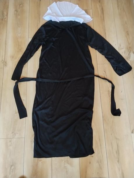 Karneval - mníška, 