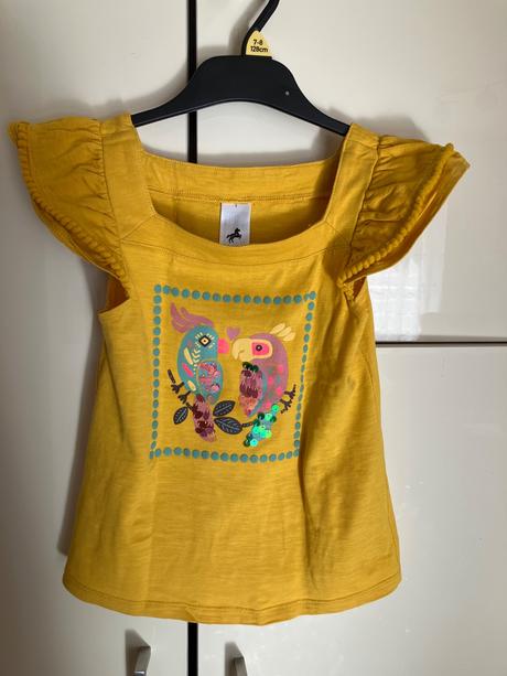 Tricko s papagájmi, c&a,116