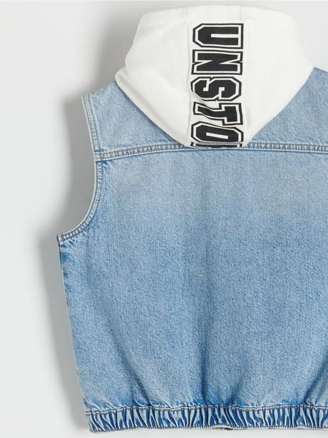 Vesta reserved 152,  2x oblečená, reserved,152