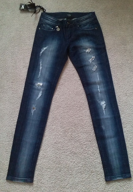 Tmavomodre rifle, 26