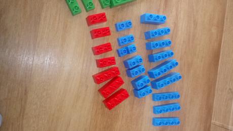 Stavebnicové kocky,