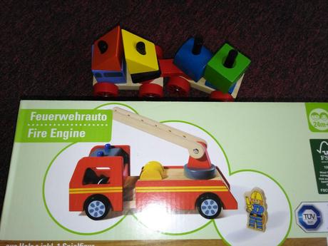 Hasičske auto a vlačik, 