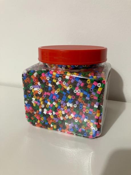 Korálky pyssla ikea,