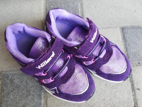 Dievčenské tenisky, 31