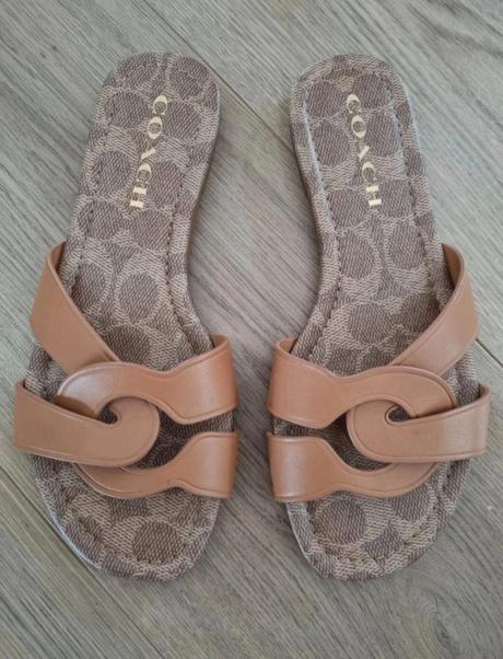 Šľapky coach essie natural, 35