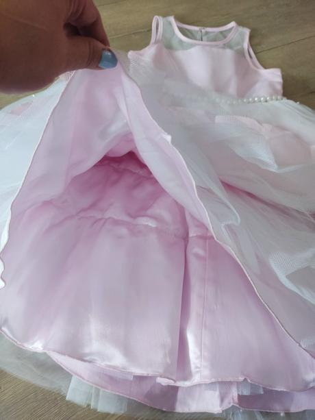 Šaty pre princeznú, 152 / 158