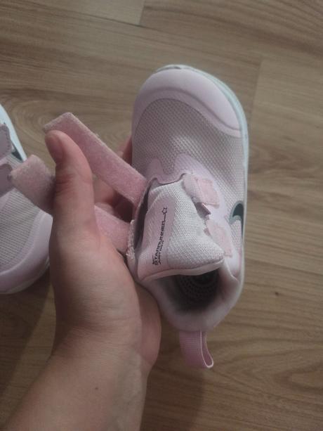 Tenisky, nike,25