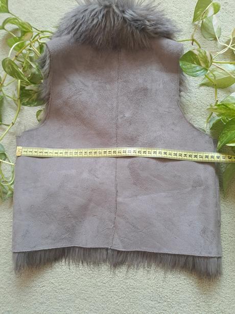 Vesta dievčenská s kožušinkou veľkosť 134, crashone,134