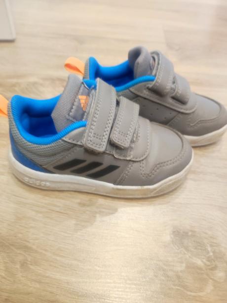 Adidas tenisky, adidas,22