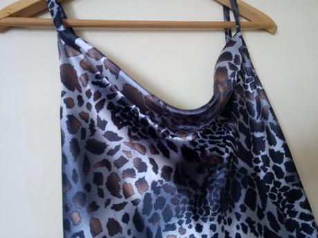 Asymetrické šaty vogue, 42