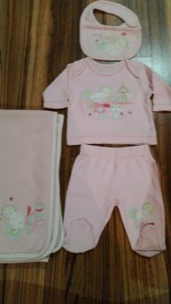 Detske tricko, nohavice, podbradnik a decka, 68