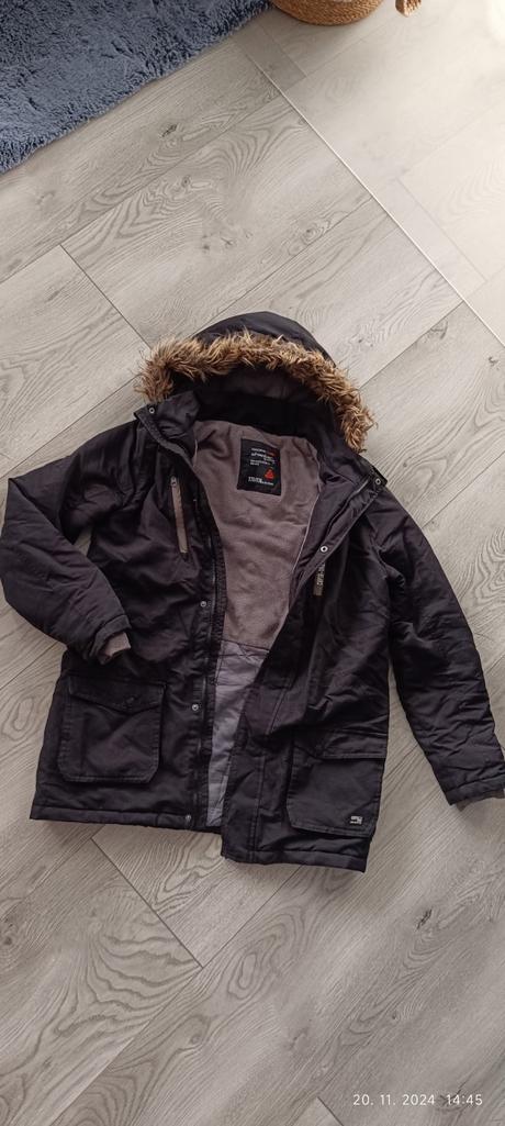Zimná bunda s kapucňou ,vek 14-15 rokov, chapter young,170