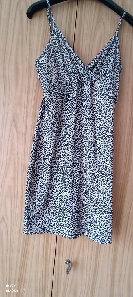 Dámske tigrované šaty. s/m, s