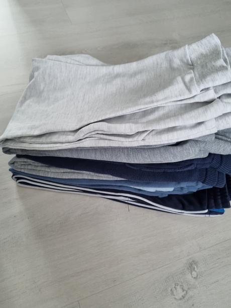 Balík chlapčenského oblečenia, 104–116