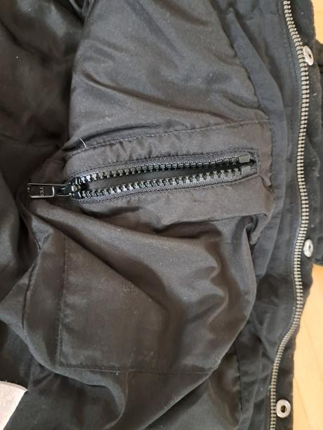 Páperova značková bundička, 116