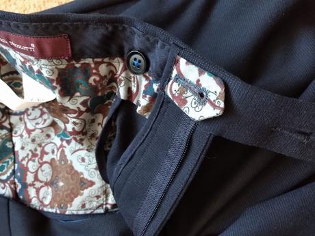 Oblekové nohavice s visačkou (inz.č.04), 42